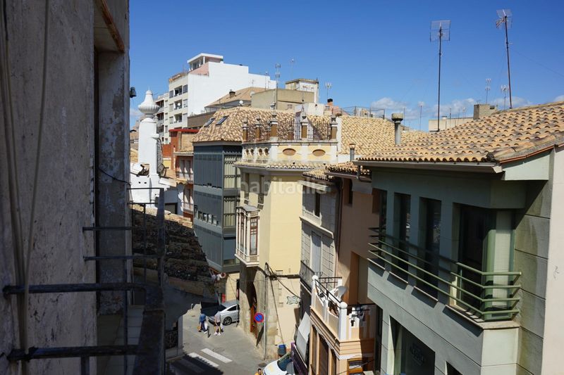 Foto 270cd7f3-f778-4a12-9416-f03f09dea968. Pis a calle peso 13 a Requena
