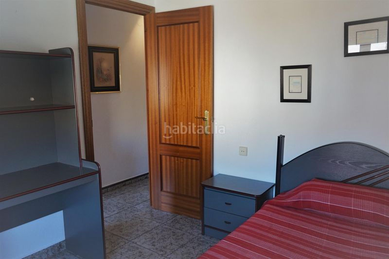 Foto 568184a7-7ade-4b06-ba2f-f347a3b50d54. Pis a calle peso 13 a Requena