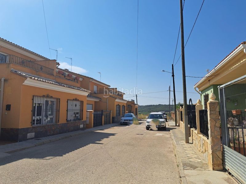 Foto 4d2fea0f-a450-4277-a6ef-6be4d25b844b. Casa a schiera in calle union isidros 2 in Requena