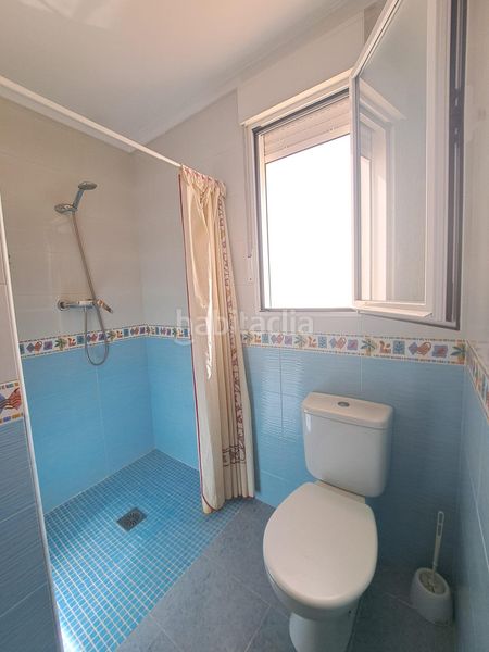 Foto 648a1dc6-3cb7-45dd-bdf9-e97089843c2f. Casa a schiera in calle union isidros 2 in Requena
