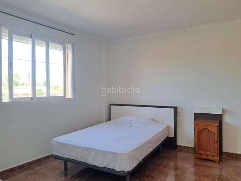 Foto 7457ae25-bbc6-4bb9-ae1e-a581e05b4b72. Casa a schiera in calle union isidros 2 in Requena