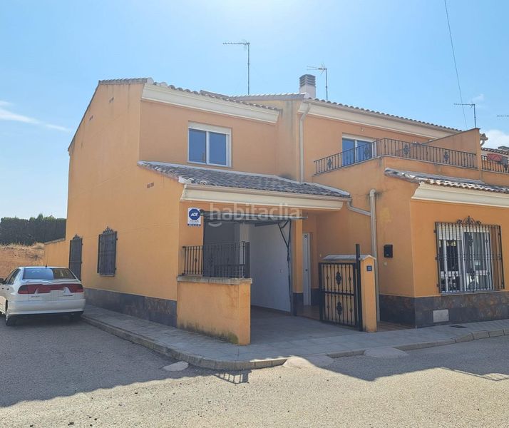 Foto 746807e4-6002-4d6f-a42a-41d3809ca789. Casa a schiera in calle union isidros 2 in Requena