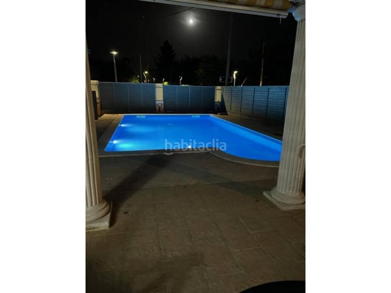 Foto 193dbba6-0ed1-40f7-8b12-60923de0ebb9. Chalet actualmente inkiokupa en negociación!! chalet precioso totalmente esquinero y muy iluminado en la mejor zona , z en Valls