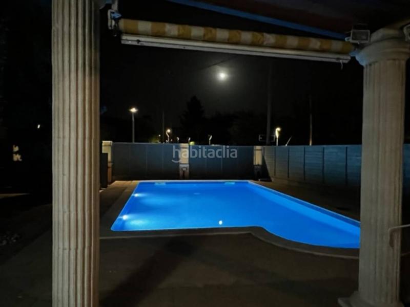 Foto 23d02ac0-6157-4634-ade0-414f9a610223. Chalet actualmente inkiokupa en negociación!! chalet precioso totalmente esquinero y muy iluminado en la mejor zona , z en Valls