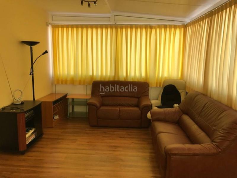 Foto 803f9d30-8c50-49d8-b97c-d830d423b30b. Chalet actualmente inkiokupa en negociación!! chalet precioso totalmente esquinero y muy iluminado en la mejor zona , z en Valls