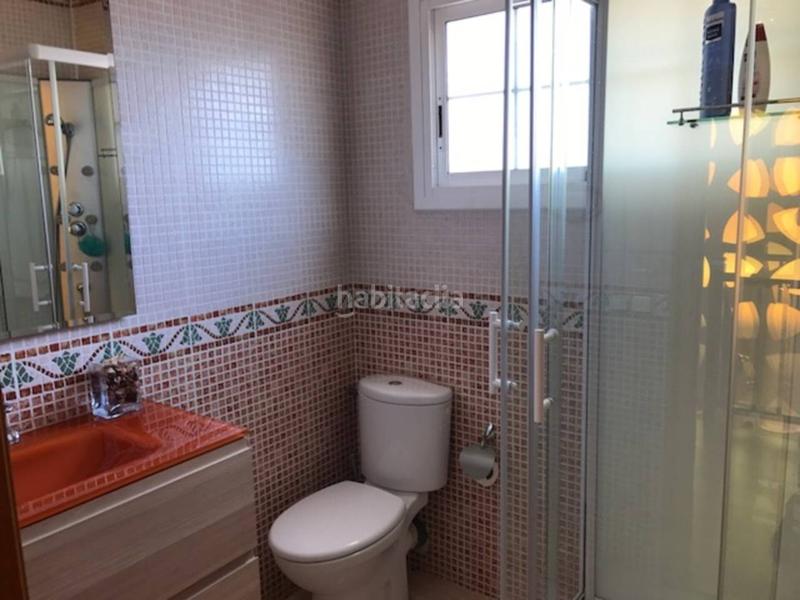 Foto 8615d1fd-a0d2-454c-8144-e3775f5d1dbf. Chalet actualmente inkiokupa en negociación!! chalet precioso totalmente esquinero y muy iluminado en la mejor zona , z en Valls