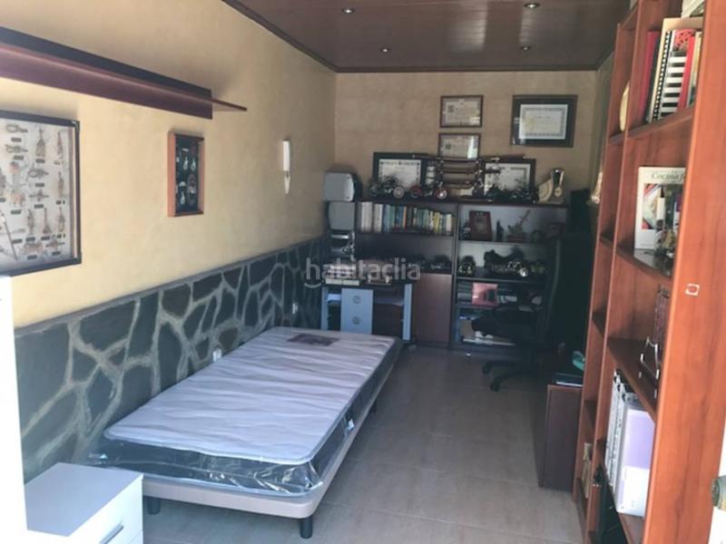 Foto ae6079c7-aa9c-43c4-8d4d-ad7101eb0333. Chalet actualmente inkiokupa en negociación!! chalet precioso totalmente esquinero y muy iluminado en la mejor zona , z en Valls