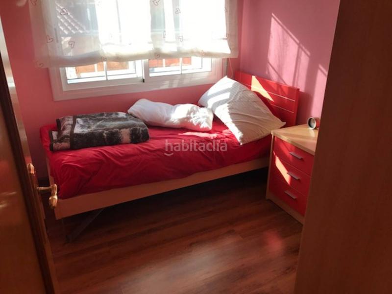 Foto d969a6e9-d5b7-49f4-b1f2-b31dcfb8273c. Chalet actualmente inkiokupa en negociación!! chalet precioso totalmente esquinero y muy iluminado en la mejor zona , z en Valls