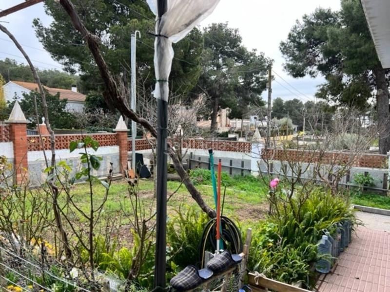 Foto 7c9bfa88-3d6a-42c7-a9ae-1642e4c449f5. Chalet valls, ideal para 2 familias si quieres vivir a tan solo 50 minutos de bcn, a 20 minutos de la playa, e en Cabra del Camp