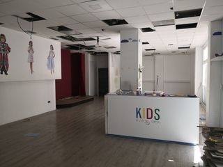 Lloguer Local Comercial en Calle peatonal ravanell. Local comercial