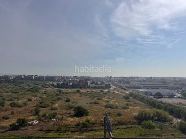 Foto 7f367c6e-e578-4369-b2ed-0b243d3c1bc8. Àtic a carrer camamilla 9 a Valterna Paterna