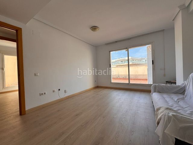 Foto b8599278-f18f-4efb-bb8d-d167f7b7855e. Àtic a carrer camamilla 9 a Valterna Paterna