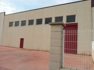 Nau industrial a Avenida bellvei 6. Nave industrial en oportunidad