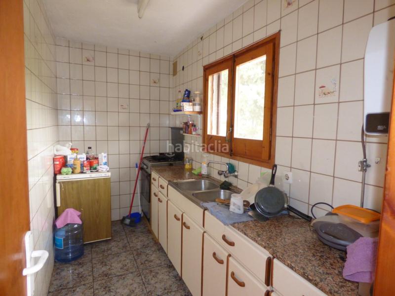 Foto 043d2e7a-0438-45c0-804c-587b3c0446de. Casa con parcheggio piscina in Bisbal del Penedès (La)