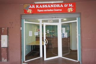 Local Comercial a Carrer sardenya. Que el dinero no sea un problema para montar tu propio negocio