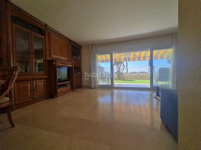 Foto 84c70d59-fb20-492a-83d0-c6ffe9eb7e4d. Planta baixa amb piscina a L´Estany Calafell