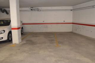 Aparcament cotxe a Centre. Plaza de parking