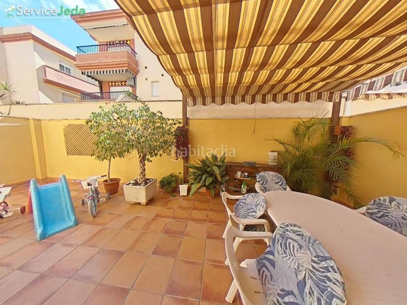 Foto dde2b253-c084-4517-877c-7905989fcac0. Piso elegante piso con terrazas privadas costa en Torrox