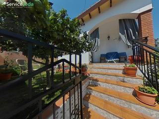 Casa adossada  Carrer bosc del. Acogedora pareada en albinyana con encanto y comodidades