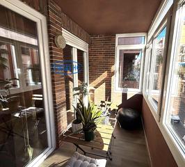 Appartement à Santo Domingo. Muy amplio piso céntrico de 137 m2 reformado con plaza de garaje
