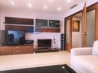 Appartement à Mercado. Piso reformado junto al mercado central