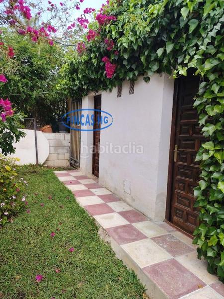 Foto 2263764a-2f2f-49f8-b358-6139902a7f39. Reihenhaus mit heizung parking pool in Playa Muchavista Campello (el)