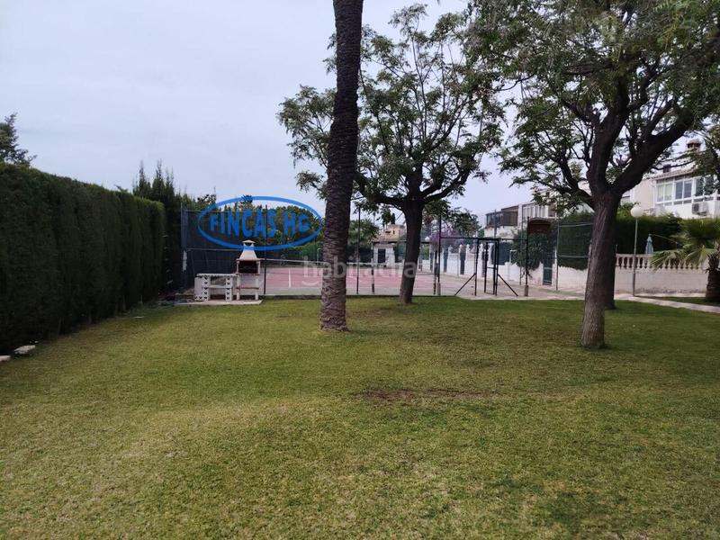 Foto 2cad5056-6df2-4abe-bf11-5101daae8016. Reihenhaus mit heizung parking pool in Playa Muchavista Campello (el)