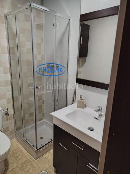 Foto 81b0849b-2b96-4ab4-a311-49ce9f8ea3e9. Reihenhaus mit heizung parking pool in Playa Muchavista Campello (el)