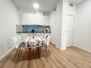 Pis a San Antón. Luminoso piso reformado en carolinas bajas