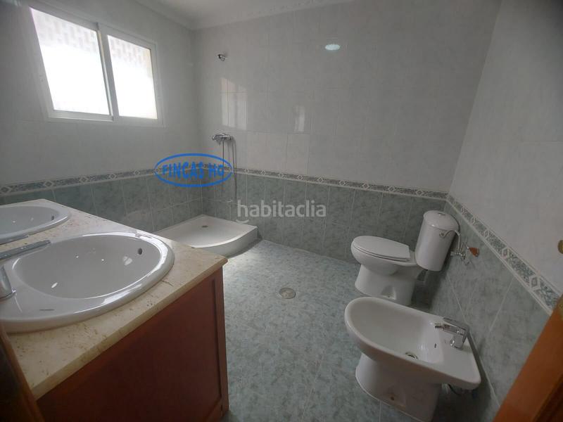 Foto c5ea62e1-0211-44f5-9f3c-648c5af7a43b. Casa encantador bungalow unifamiliar en Centro Sant Vicent del Raspeig