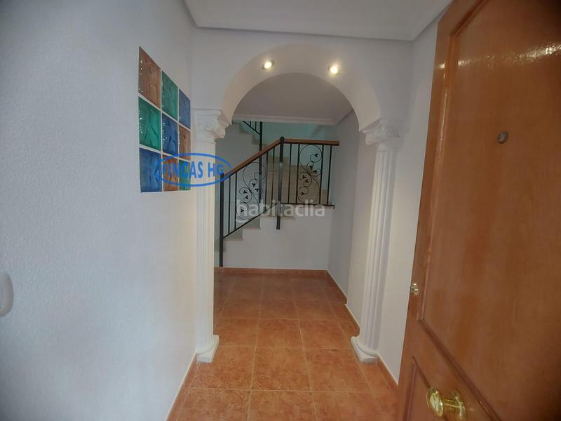 Foto e875d5f6-ae0c-48ce-854a-7ef938b3b8c0. Casa encantador bungalow unifamiliar en Centro Sant Vicent del Raspeig
