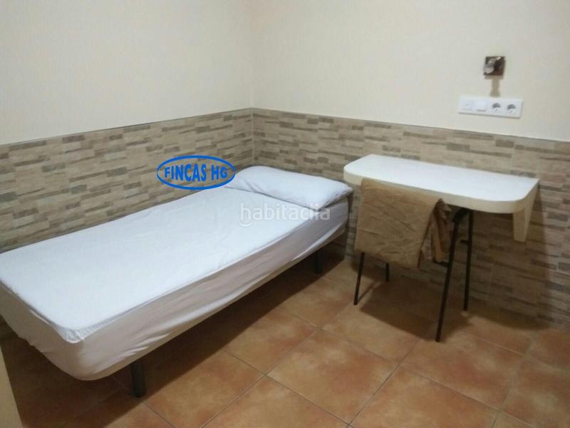 Foto 19e9a1e5-36d2-46de-a5eb-96f0fb654777. Edificio in Barrio del Centro Alicante