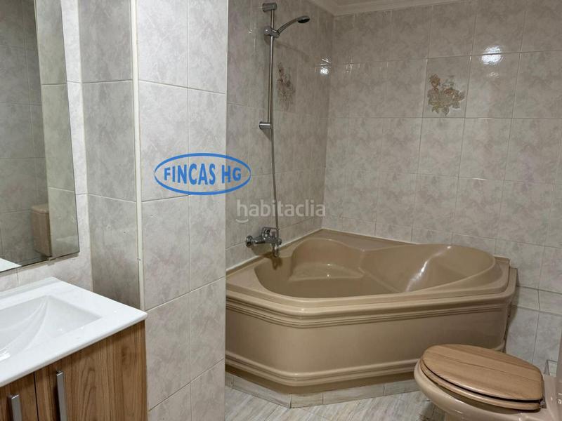 Foto 8492e515-4506-4350-a503-3d2044e45cf6. Etagenwohnung in Altozano - Conde Lumiares Alicante