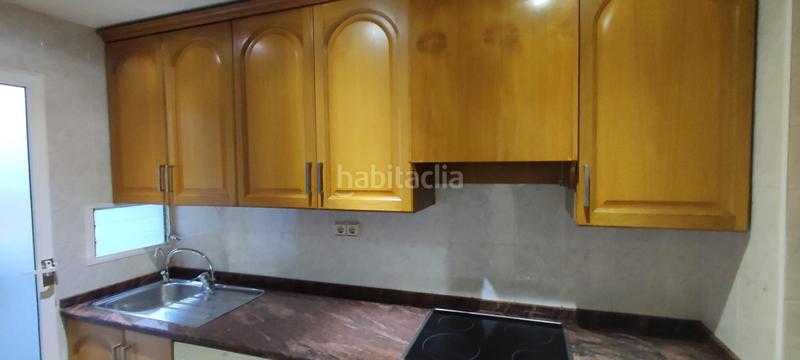 Foto fc92089d-7915-4a2c-bdb8-717aaa40bbe8. Miete etagenwohnung mit heizung in Carolinas Altas Alicante