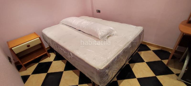 Foto 41f7e696-ac2e-4996-ae7a-18656cbbb15c. Rent flat with heating in Carolinas Altas Alicante