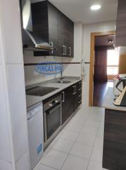 Pis a San Fernando - Princesa Mercedes. Vivienda en ultima planta con ascensor en el barrio de benalúa.