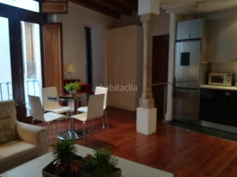 Foto 0f0e9a77-1df6-40a0-a0b5-1281e3510c6b. Dúplex amb calefacció a Casco Histórico Toledo