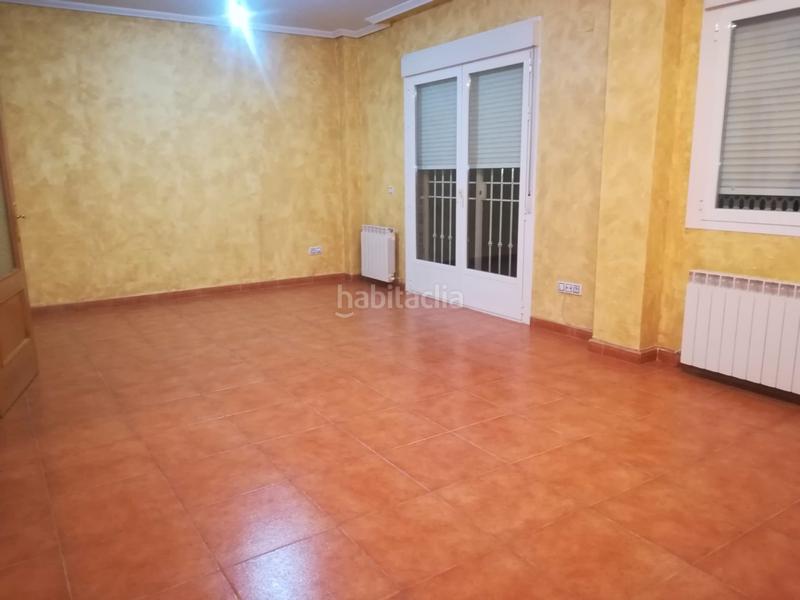 Foto 9ab11621-ca79-4dcd-a9ea-49a990279e77. Casa a schiera con riscaldamento parcheggio in Azucaica Toledo