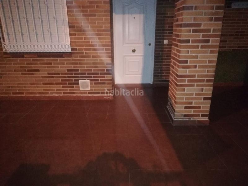 Foto d31cd2ef-a9e6-468c-9f13-6ca2509c8fe0. Casa a schiera con riscaldamento parcheggio in Azucaica Toledo