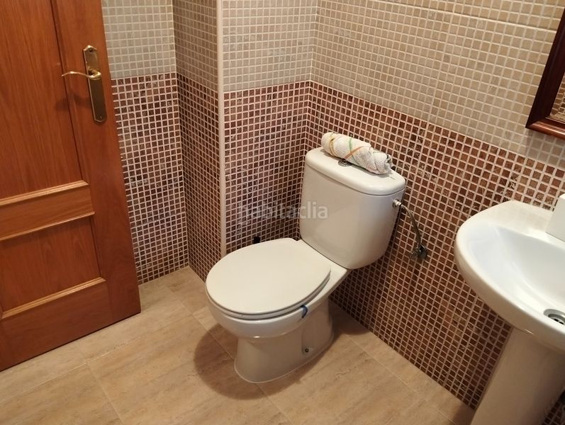 Foto 7d06e3c8-7832-4459-800b-9985628b6d02. Casa adossada amb xemeneia calefacció aparcament a Bargas