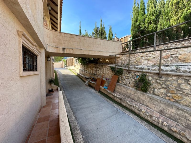 Foto 7d89a28e-8072-434d-bd6a-78a0f8e6f549. Xalet amb piscina a Altea la vella Altea
