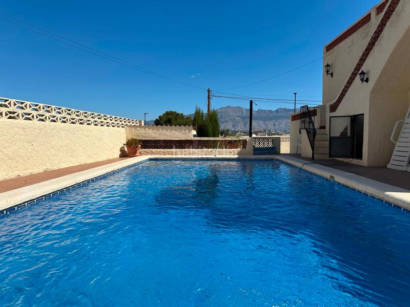 Foto e11f8449-a9a3-4423-b37a-eda50758f32f. Xalet amb aparcament piscina a L´Albir Alfàs del Pi (l´)