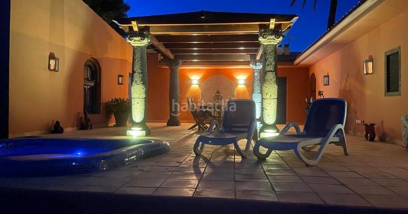 Foto 52fb1af8-282a-43f2-9f21-a170d2b3352d. Chalet con parcheggio piscina in Coloma Nucia (la)