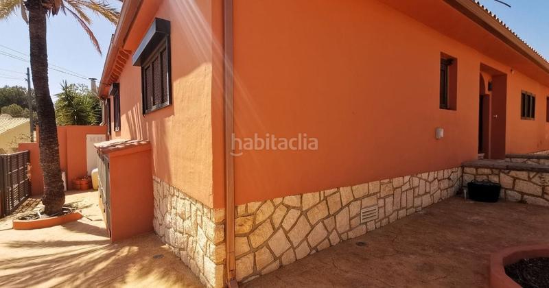 Foto 9919f775-3b1d-44f8-855f-7b35b09e9ce1. Chalet con parcheggio piscina in Coloma Nucia (la)
