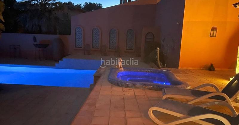 Foto ee0b2d74-e5c7-47a4-8787-75179dc4ec0d. Chalet con parcheggio piscina in Coloma Nucia (la)