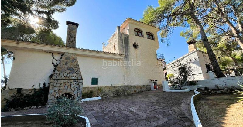 Foto 64eb81dc-db49-47fe-b7af-07acd1b3cbbc. Chalet en Coloma Nucia (la)