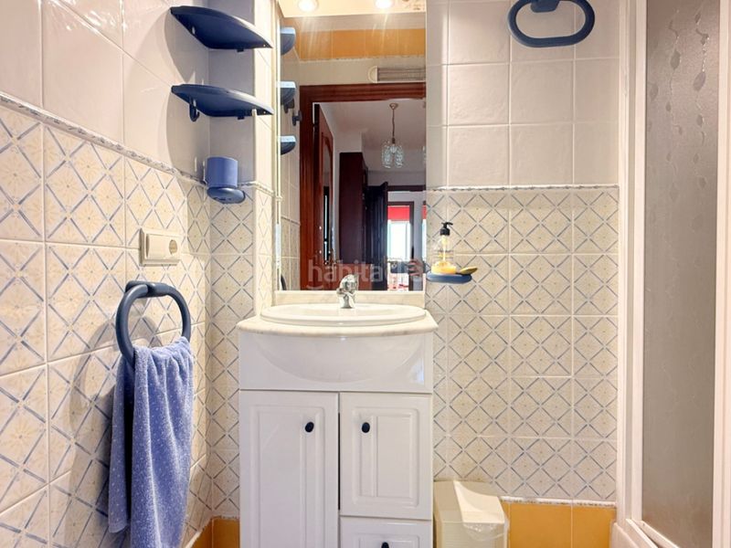 Foto fa98060a-b588-4f49-8247-e97fe27f57c7. Apartament amb calefacció aparcament a Casco Antiguo - Puerto Benidorm