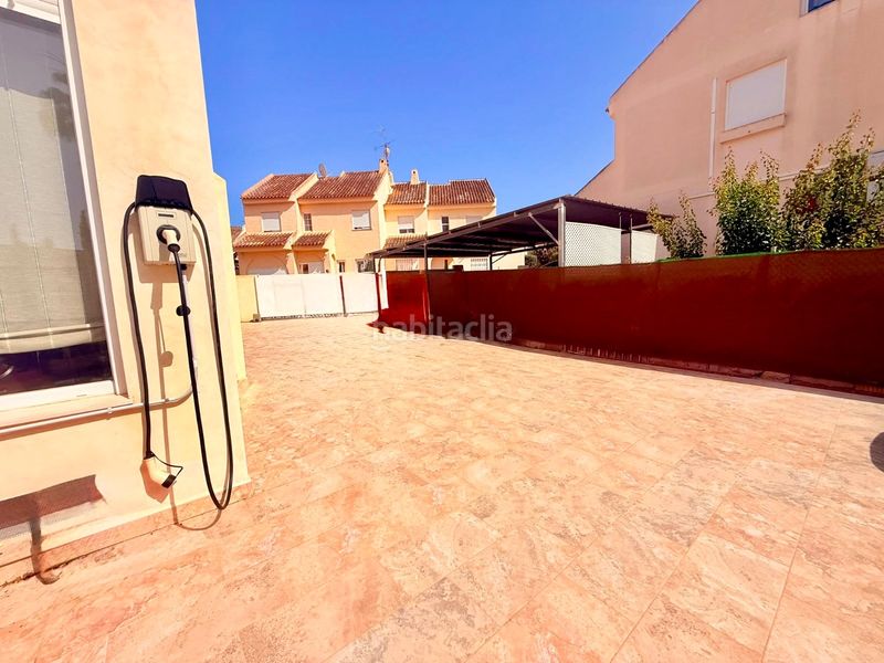 Foto 569b398a-3064-48a6-a489-3c0cdf49c1ca. Casa amb calefacció aparcament piscina a Sierra Helada Benidorm