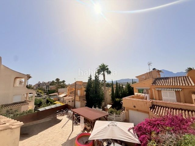 Foto 5fb22059-c640-490d-bb1a-38b5052ab7e7. Casa amb calefacció aparcament piscina a Sierra Helada Benidorm