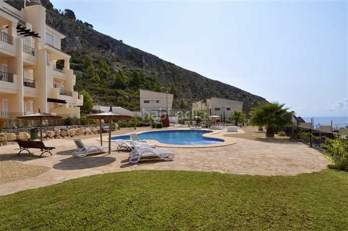 Foto 09a0cf15-deaf-4b4e-820a-463bc9eaa833. Apartament amb calefacció aparcament piscina a Maryvilla Calp